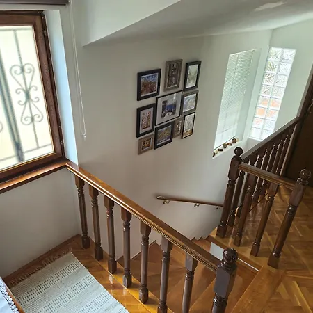 펜션 House Zofija 1672