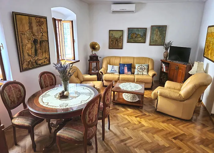 House Zofija 1672 Ferienhaus *