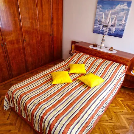 House Zofija 1672 * Póla